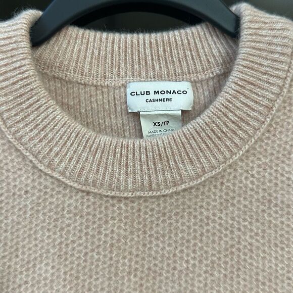 Club Monaco Honeycomb Crew Rose Cashmere Sweater, Size XSP - Picture 4 of 11